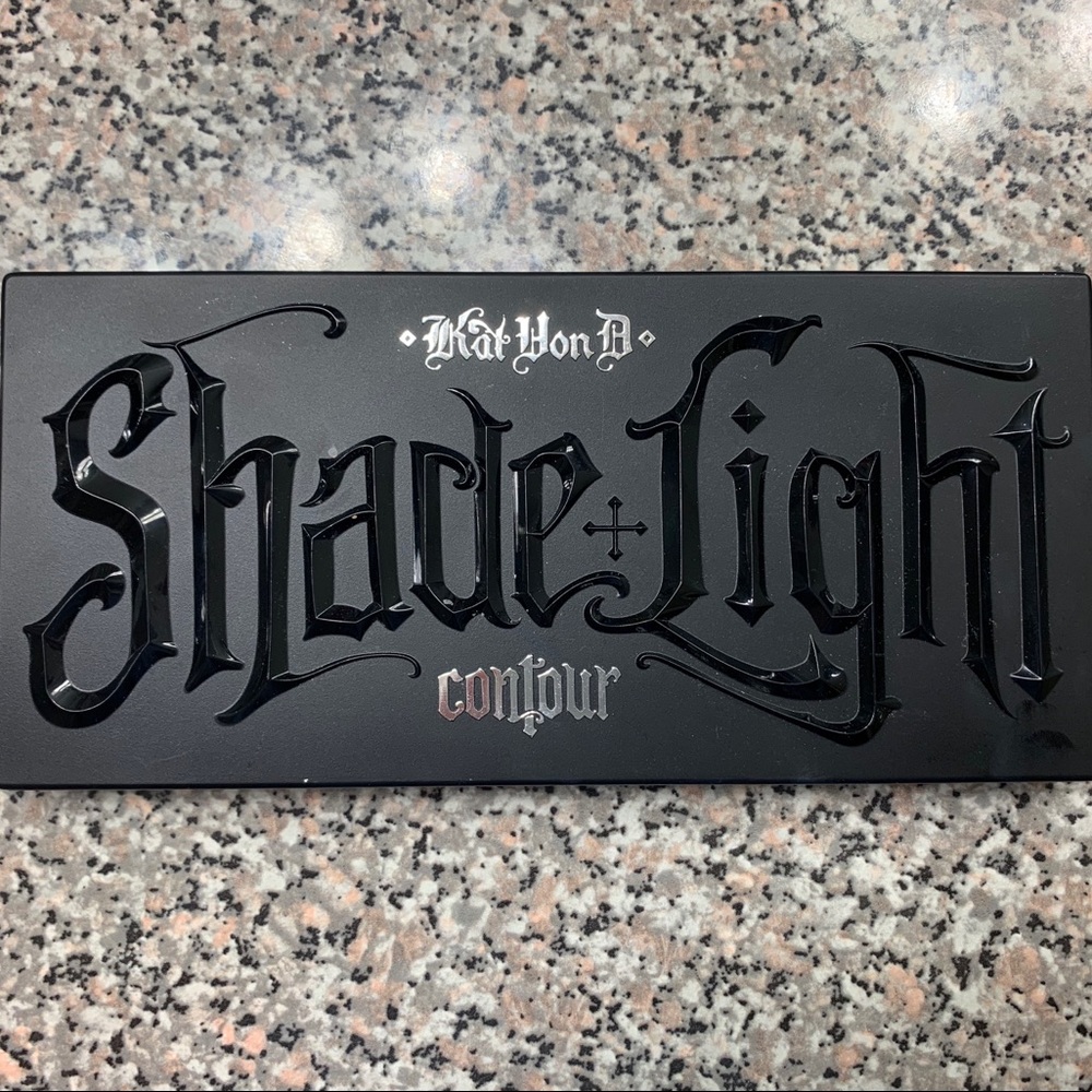 Kay Von D Shade + Light Cream Contour Palette